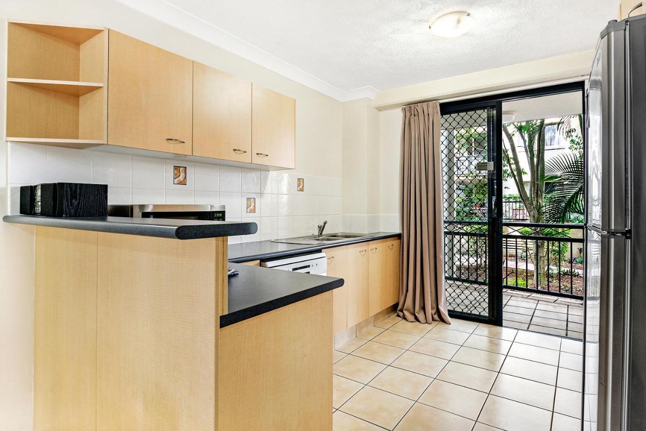 Blueskyapts@turtle Beach Ground Floor Near Water Park & Pools Gold Coast